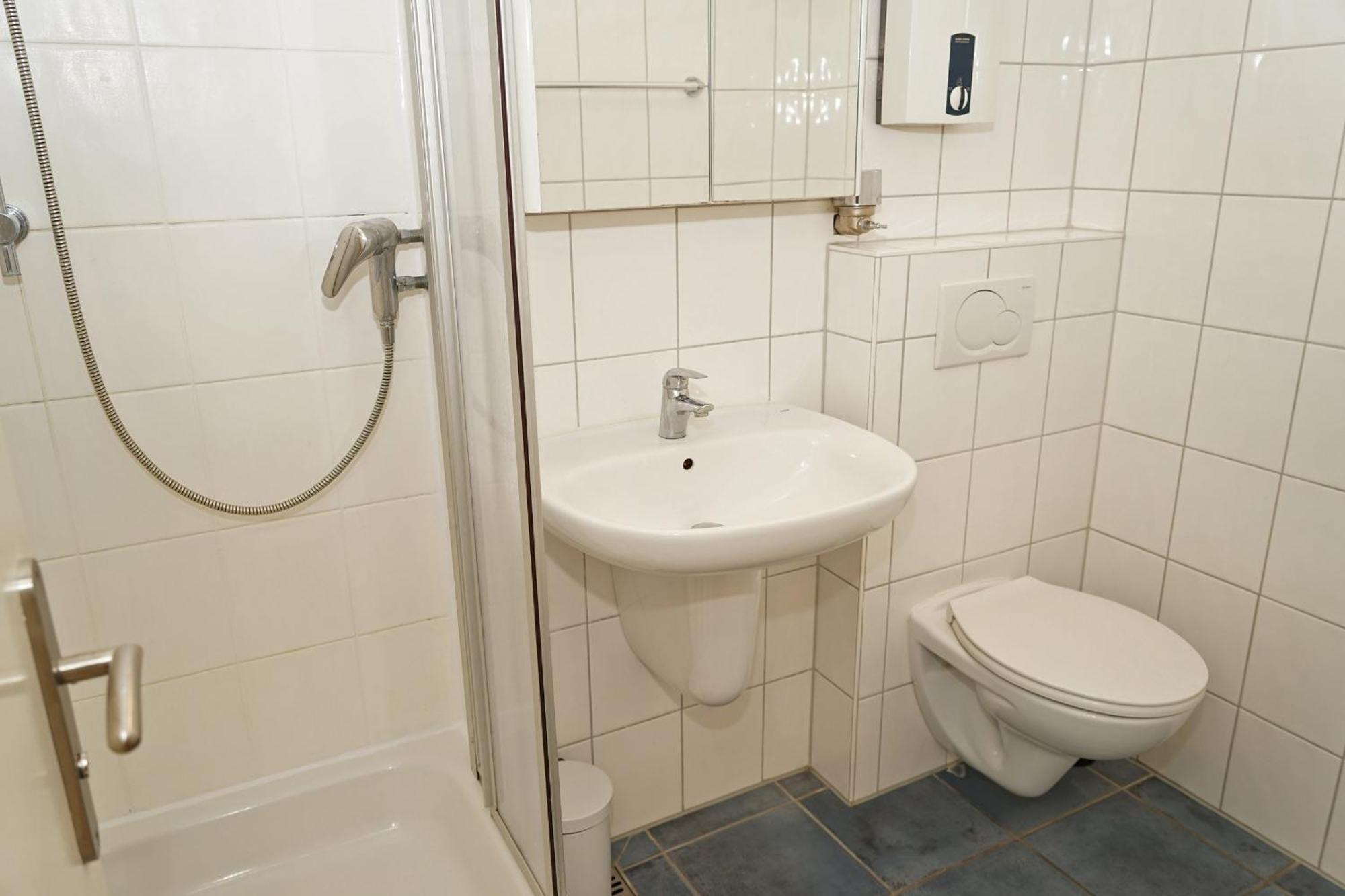 Ferienwohnung zur Hafenseite - 200 Meter zum Strand Damp Exterior foto